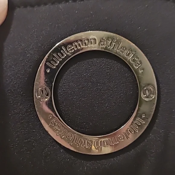 Lululemon Jacket. Size 8 - Picture 2 of 9